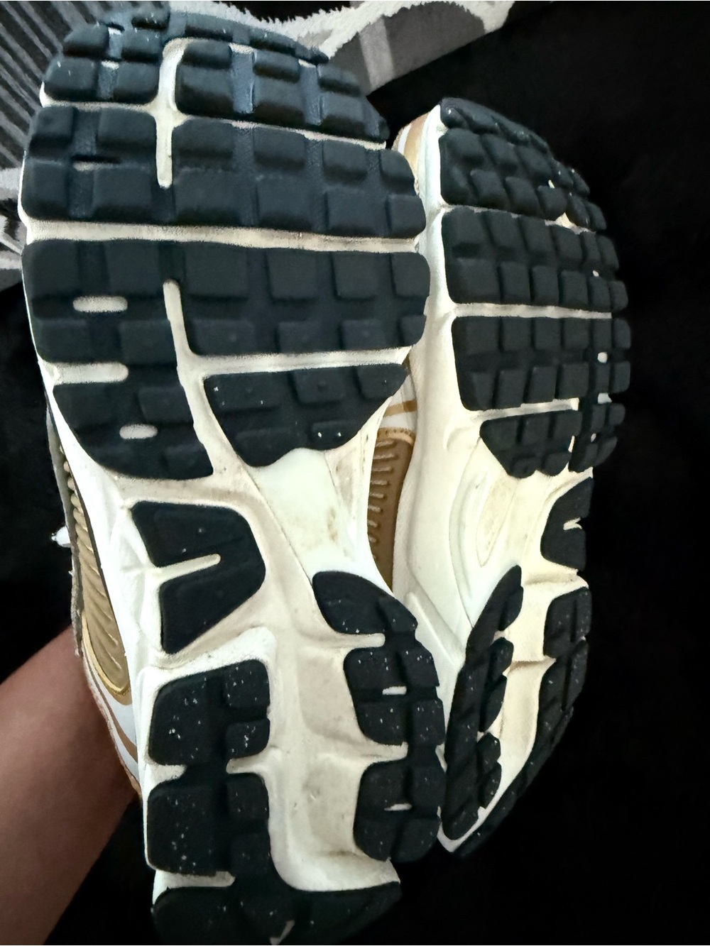 Nike Women's White & Gold Athletic Running Sneakers - Picture 12 of 12
